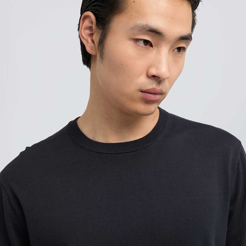 Aspesi modelo 828 jersey de algodón en cuello redondo azul marino