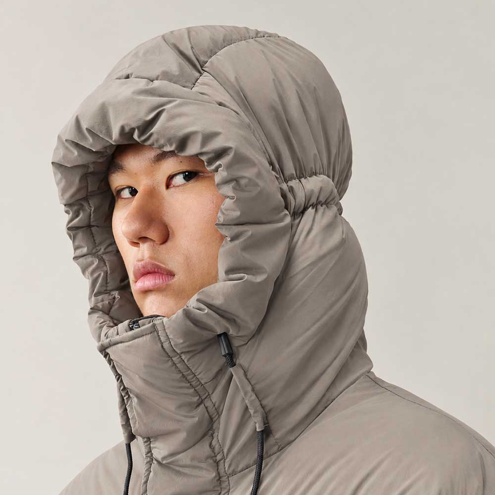 parka larga de C.P. Company Outerwear Nycra-R Lens Fallen Rock 21CMOW256A005864G356